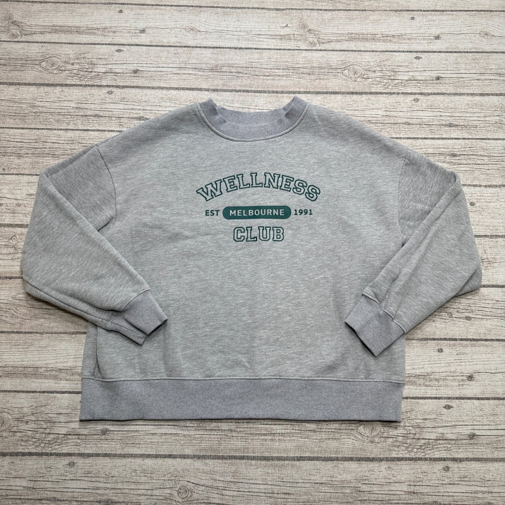 Wilo The Label Sweatshirt Women's Medium Gray Fleece Crewneck Pullover Varsity